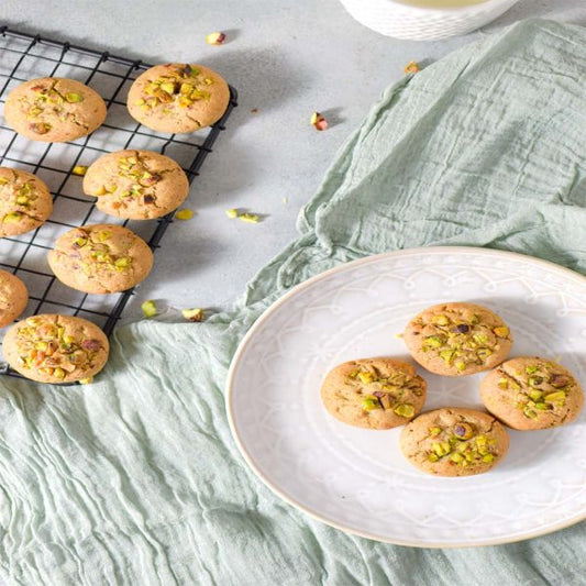 Gluten free, Vegan, Refined Sugar Free Pistachio Cookie