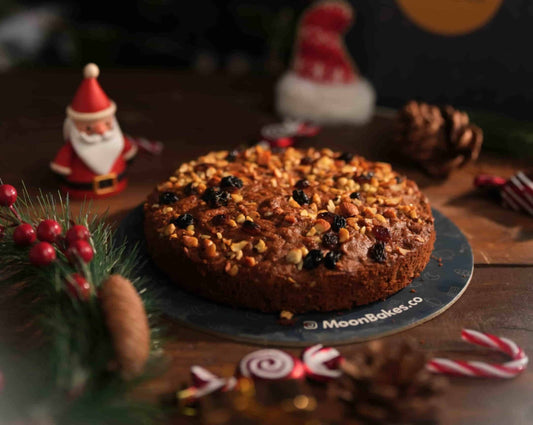 Delight Your Friends and Family with Plum Cake this Christmas