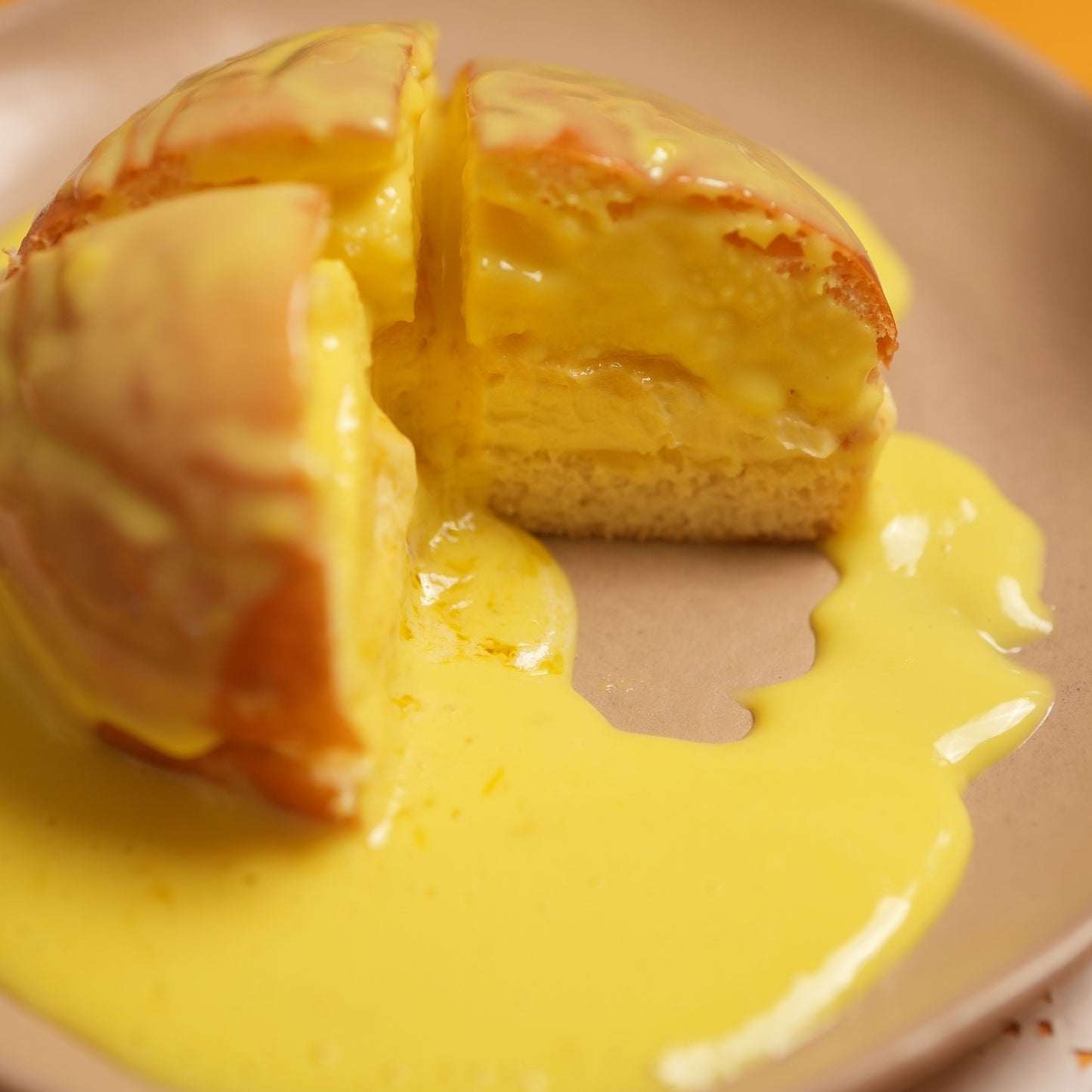 Hot Mango Milk Bun Delight