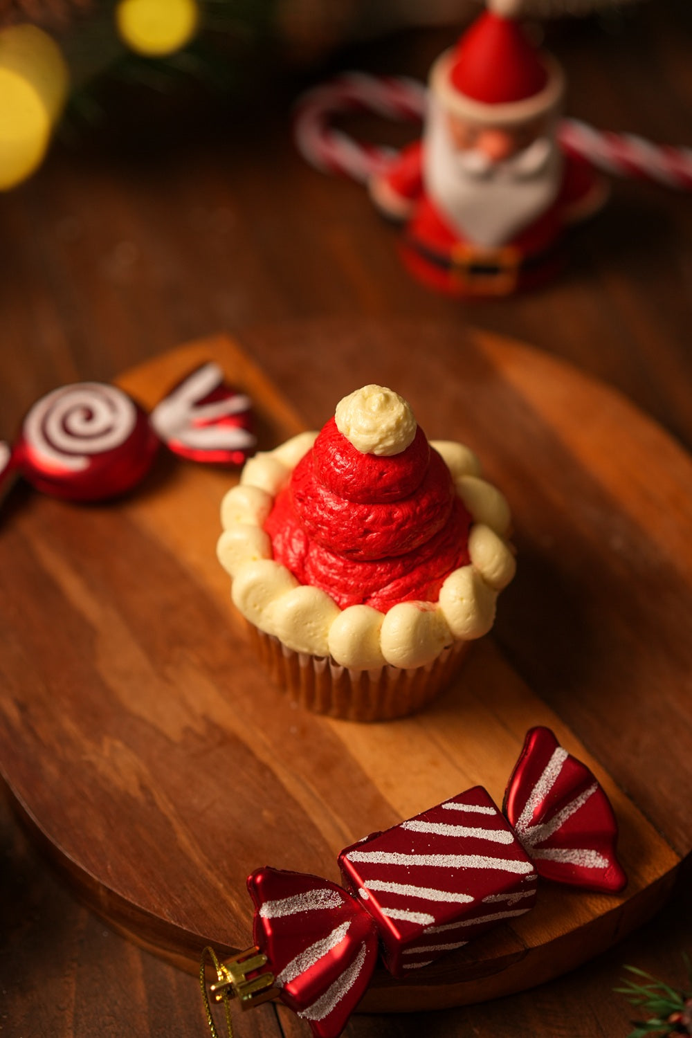Jolly Christmas Cupcake | Christmas Themed Cupcakes