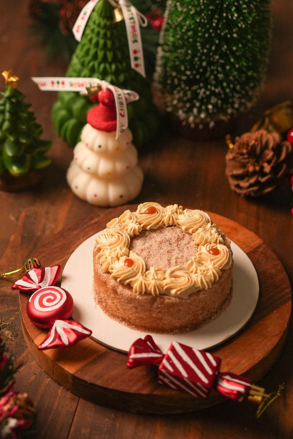 Cinnamon Snow Cake - Christmas Festive Cinnamon Cake