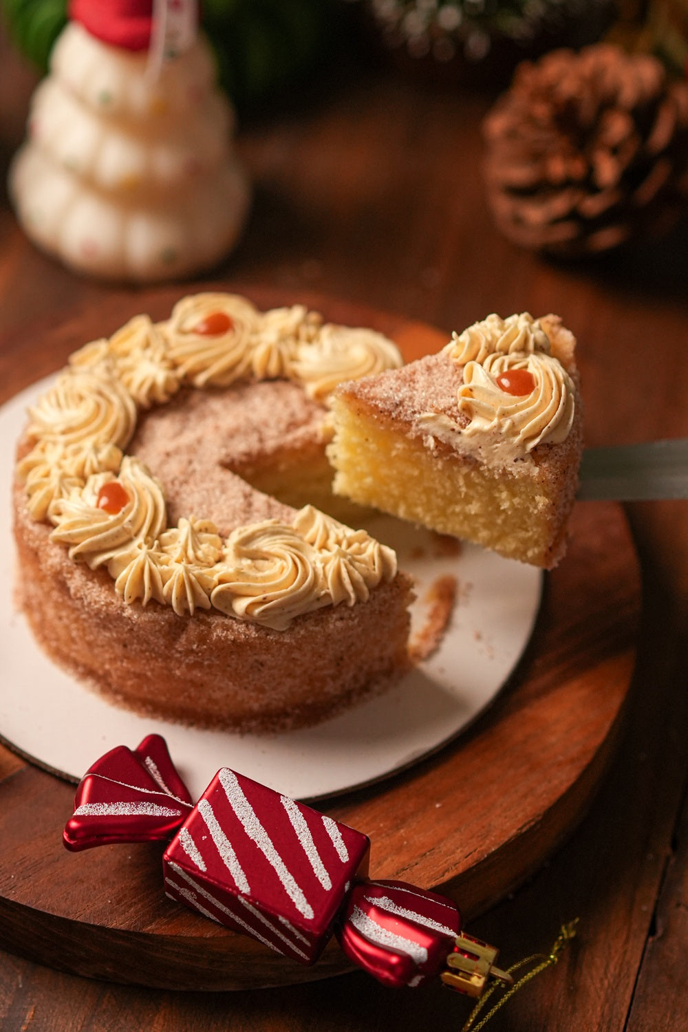 Cinnamon Snow Cake - Christmas Festive Cinnamon Cake